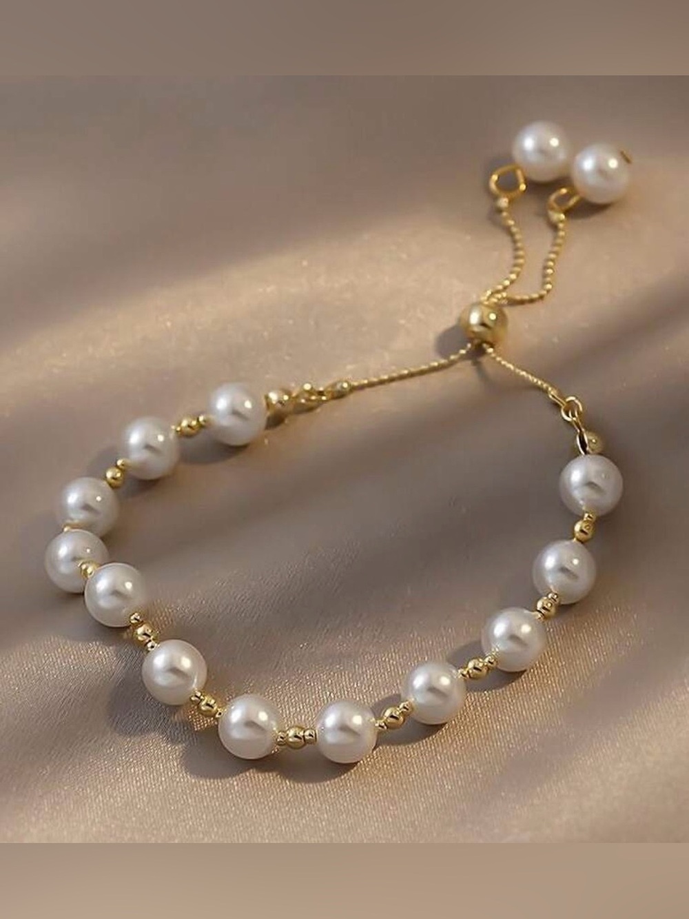 Faux Pearl & Gold Beaded Slider Bracelet | Gold-Tone Alloy | Vintage Bracelet